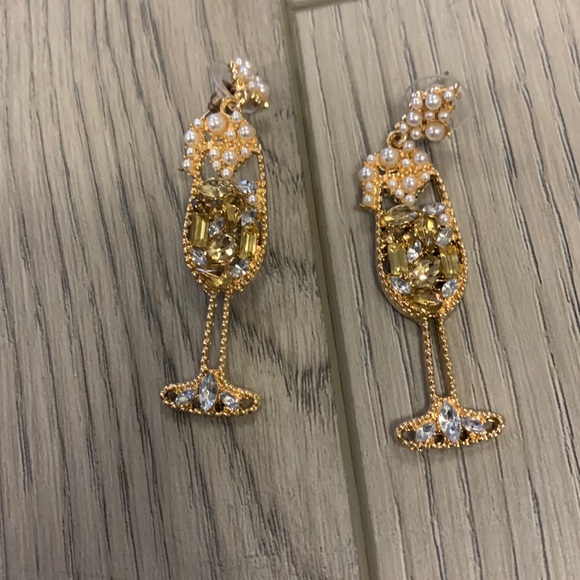 New champagne glass earrings - Picture 2 of 3